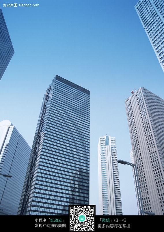 免费精品国产自产拍在线观看图片:高楼大厦最新小说,免费精品国产在线观看图片，探索高楼大厦背后的故事与魅力