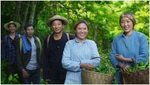 99精品产国品一二三产区:蜜播直播最新下载,探索中国精品产业，蜜播直播与一二三产区的联动发展