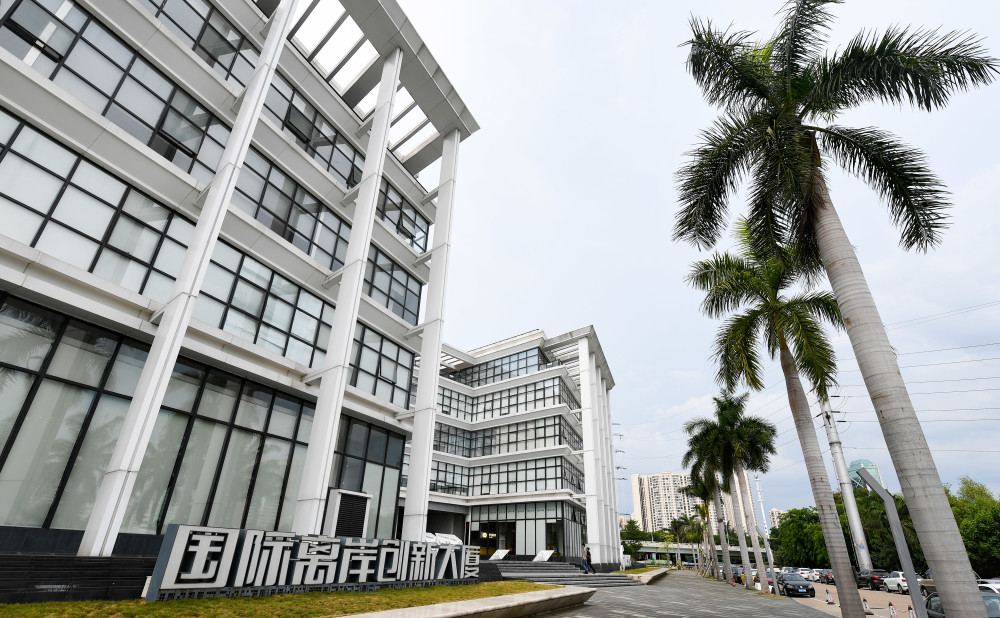 偷偷做久久久久网站:李白最新消息,偷偷做久久久久网站的李白最新消息