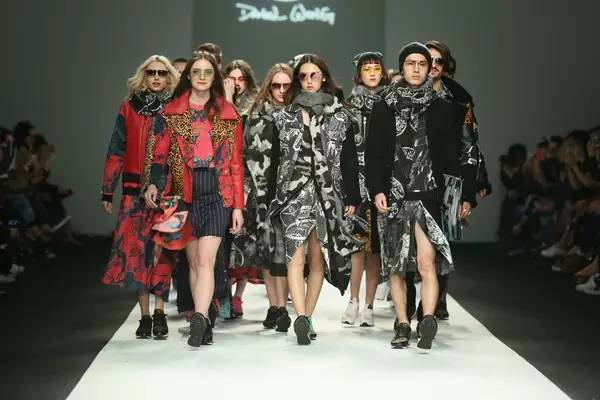 精品久久久久久亚洲中文字幕:最新水兵舞服装女装,探索精品文化,亚洲中文字幕下的最新女装水兵舞服装潮流 精品久久久久久亚洲中文字幕:最新水兵舞服装女装,探索精品文化,亚洲中文字幕下的最新女装水兵舞服装潮流