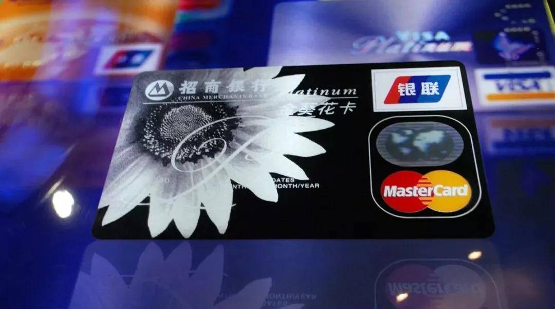 DJ国产一卡二卡三卡:whatsapp最新官方下载,DJ国产一卡二卡三卡与WhatsApp最新官方下载，探索与体验