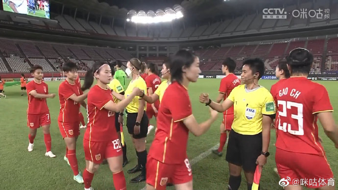 国产精品V欧美精品V日韩精品:国际足球最新新闻,国际足球新闻聚焦，国产精品与全球精英的较量