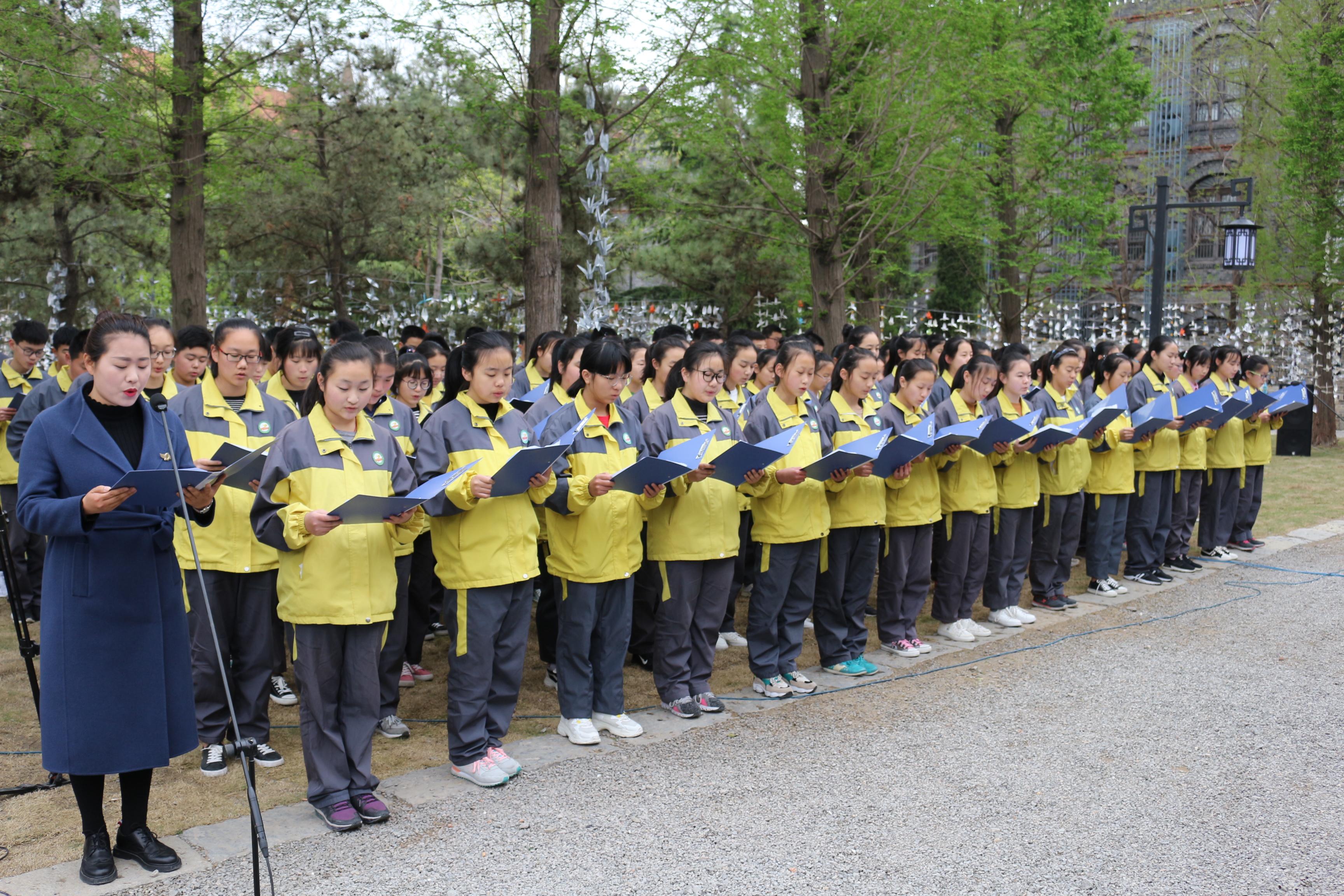 久久久久97国产精华液好用吗:最新款电信手机,久久久久97国产精华液与最新款电信手机的使用体验