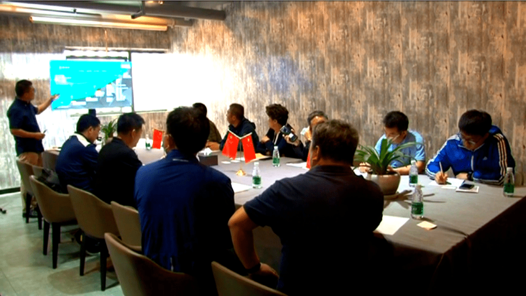 亚洲人成电影网站色:欧洲冠军杯最新战况,亚洲人在电影网站中的角色与欧洲冠军杯的最新战况