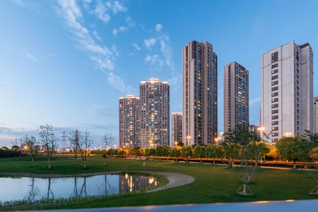 精品一区二区三区无码免费视频:吉林市最新楼盘,探索吉林市最新楼盘，精品一区二区三区无码免费视频指南