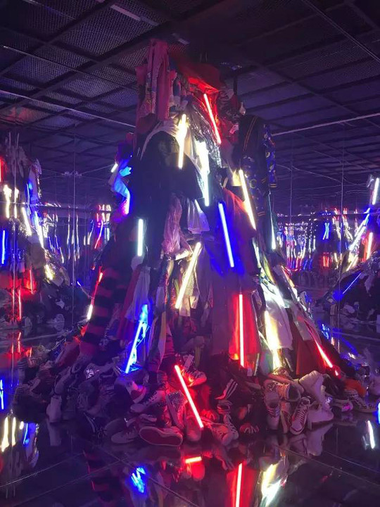 国产精品亚韩精品无码A在线:深圳欢乐谷最新活动,国产与亚韩精品的无界融合，深圳欢乐谷最新活动的深度解析