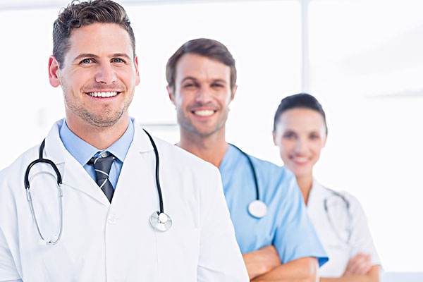 护士被两个病人伦奷日出白浆:新兴人才网最新招聘,护士遭遇的困境与新兴人才网的最新招聘机遇