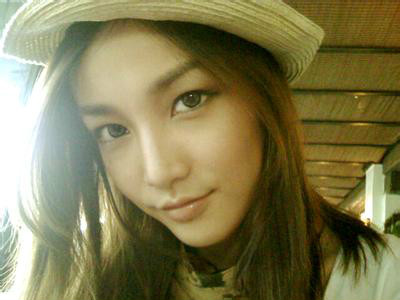 中文字幕精品亚洲一区:qq头像最新版女生2016,探索亚洲文化魅力，中文字幕精品与女生QQ头像的最新趋势（2016年）