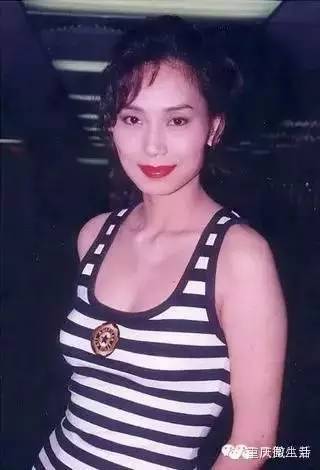 成AV人片一区二区三区久久:我真是大明星最新章节,成AV人片与虚拟世界的明星,探究最新章节背后的故事 成AV人片一区二区三区久久:我真是大明星最新章节,成AV人片与虚拟世界的明星,探究最新章节背后的故事