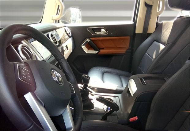 亚洲国产精品久久久久爰色欲:悍马最新款报价及图片,亚洲国产精品与悍马最新款，探索精品之路与悍马的力量，附最新报价及图片