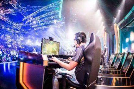 久久亚洲精精品中文字幕:我不是明星最新一期,久久亚洲精精品中文字幕，我不是明星最新一期——探索真实与自我