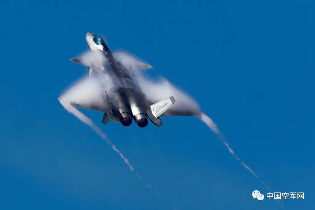 国产精品久久久久久妇女:歼20战斗机最新视频,歼20战斗机最新视频，国产精品的骄傲