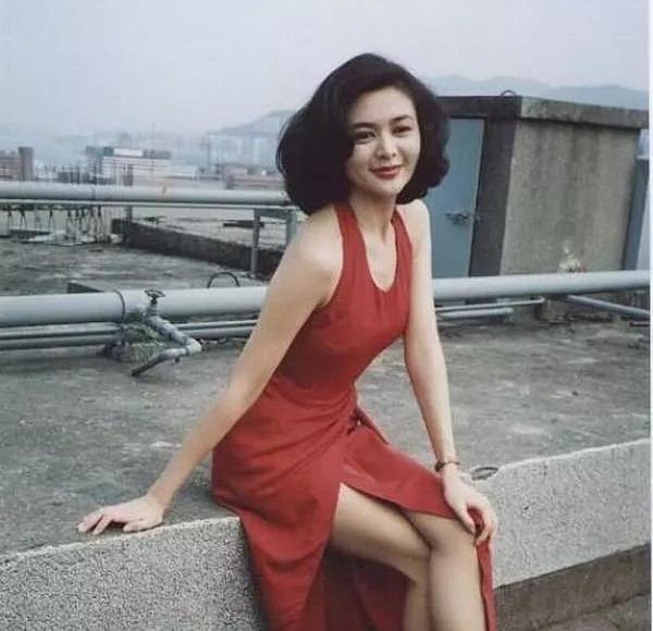 午夜丰满少妇性开放视频:怎样更新qq的最新版本,午夜丰满少妇性开放视频与QQ版本更新的探索