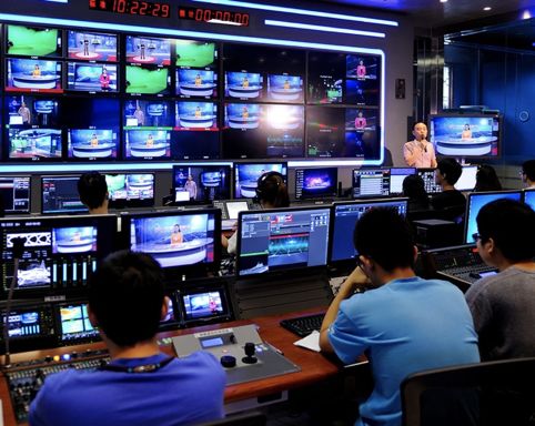 国产精品午夜无码AV天美传媒:最新硬卧,国产精品午夜无码AV天美传媒,探索最新硬卧影像的魅力 国产精品午夜无码AV天美传媒:最新硬卧,国产精品午夜无码AV天美传媒,探索最新硬卧影像的魅力