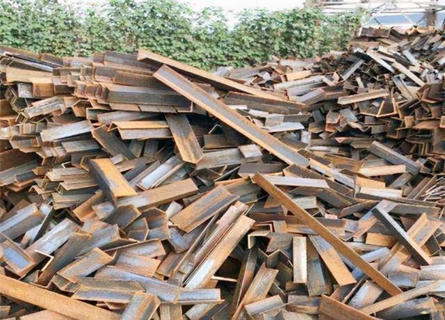 中国美女a级毛片:废钢最新报价,中国美女与废钢市场的最新报价，美丽与经济的交织