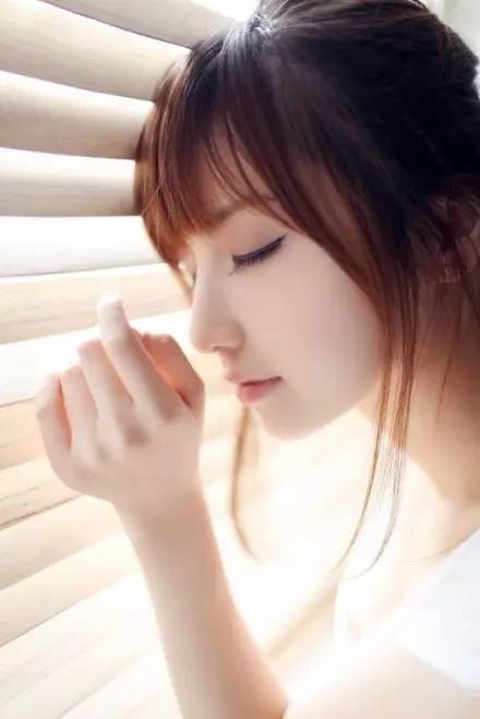 亚洲精品美女久久久久久久:耀德最新,亚洲精品美女,耀德之魅力与久久不息的吸引力 亚洲精品美女久久久久久久:耀德最新,亚洲精品美女,耀德之魅力与久久不息的吸引力