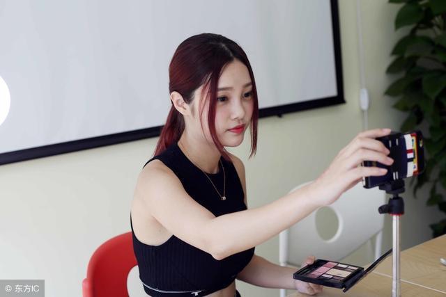 美女无遮挡免费视频网站:直销最新动态,美女无遮挡免费视频网站与直销最新动态，探索现代娱乐与商业模式的融合