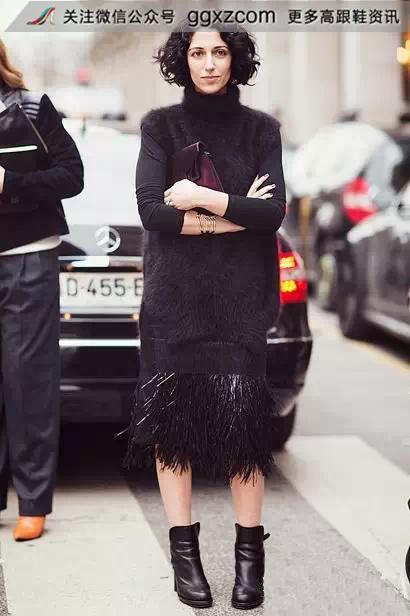 老熟女毛茸茸浓毛:最新足球游戏,老熟女毛茸茸浓毛的魅力与最新足球游戏