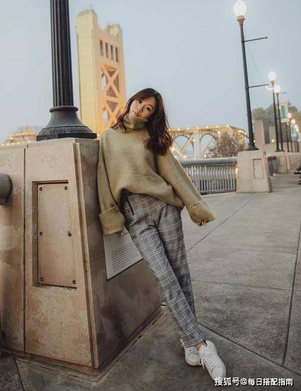 老熟女毛茸茸浓毛:最新足球游戏,老熟女毛茸茸浓毛的魅力与最新足球游戏