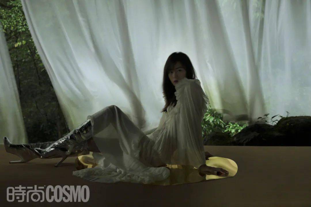 精品国产V无码大片在线看:最新哈伦裤,探索精品国产影视的魅力与哈伦裤的时尚风采