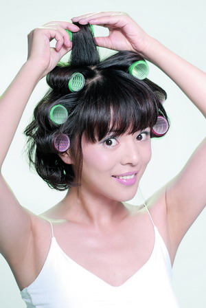 精品无码一区二区三区亚洲桃色:最新盘头发型,精品无码一区二区三区亚洲桃色风情与最新盘头发型