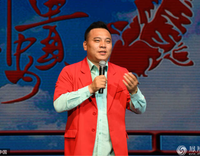 亚洲女同一区二区:田娃最新演出,亚洲女同一区二区，田娃最新演出盛况与独特魅力