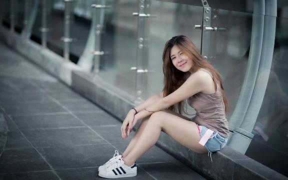 久久精品国产999久久久:迷彩兔最新视频,久久精品国产999久久久，迷彩兔最新视频的独特魅力与深度解读