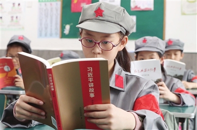 人人摸人人操:双升英雄会最新视频,人人摸人人操，双升英雄会最新视频——探寻真实与激情的交融