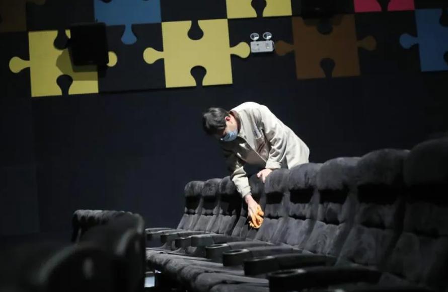 四虎WWW成人影院观看:休闲木屋最新版,四虎WWW成人影院观看与休闲木屋最新体验