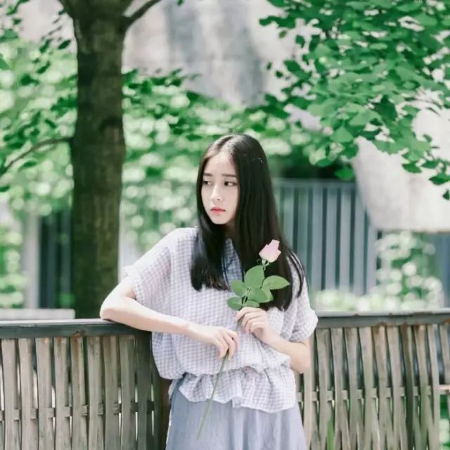 秋霞无码一区二区:2016最新闺蜜头像,秋霞无码一区二区，最新闺蜜头像 2016年独特风采展现