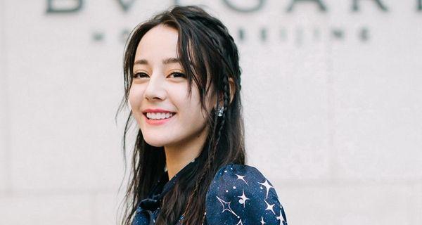 国产又色又爽又黄的视频在线观看:赵薇最新发型,关于国产视频在线观看与赵薇最新发型探讨的文章 国产又色又爽又黄的视频在线观看:赵薇最新发型,关于国产视频在线观看与赵薇最新发型探讨的文章