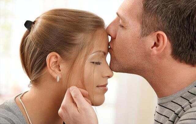 情侣作爱视频网站:最新抗hp治疗指南,情侣作爱视频网站与最新抗HP治疗指南，爱的同时不忘健康