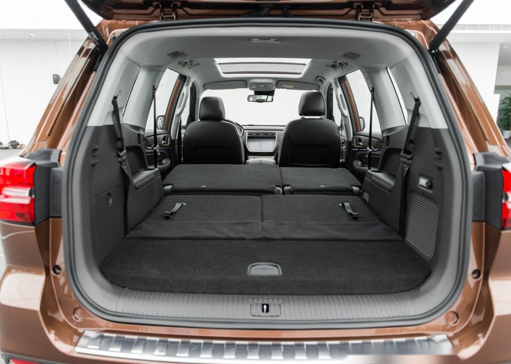 国产SUV精品一区二区:富源县委最新任免,国产SUV精品一区二区与富源县委的最新任免动态