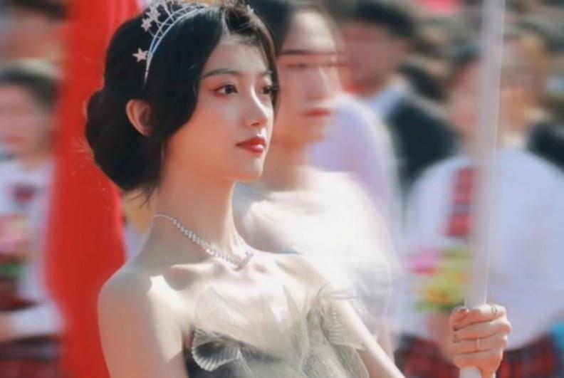 国产无遮挡裸体免费视频:丁度巴拉斯最新作品,国产无遮挡裸体免费视频与丁度巴拉斯的最新创作，探索真实与艺术的边界