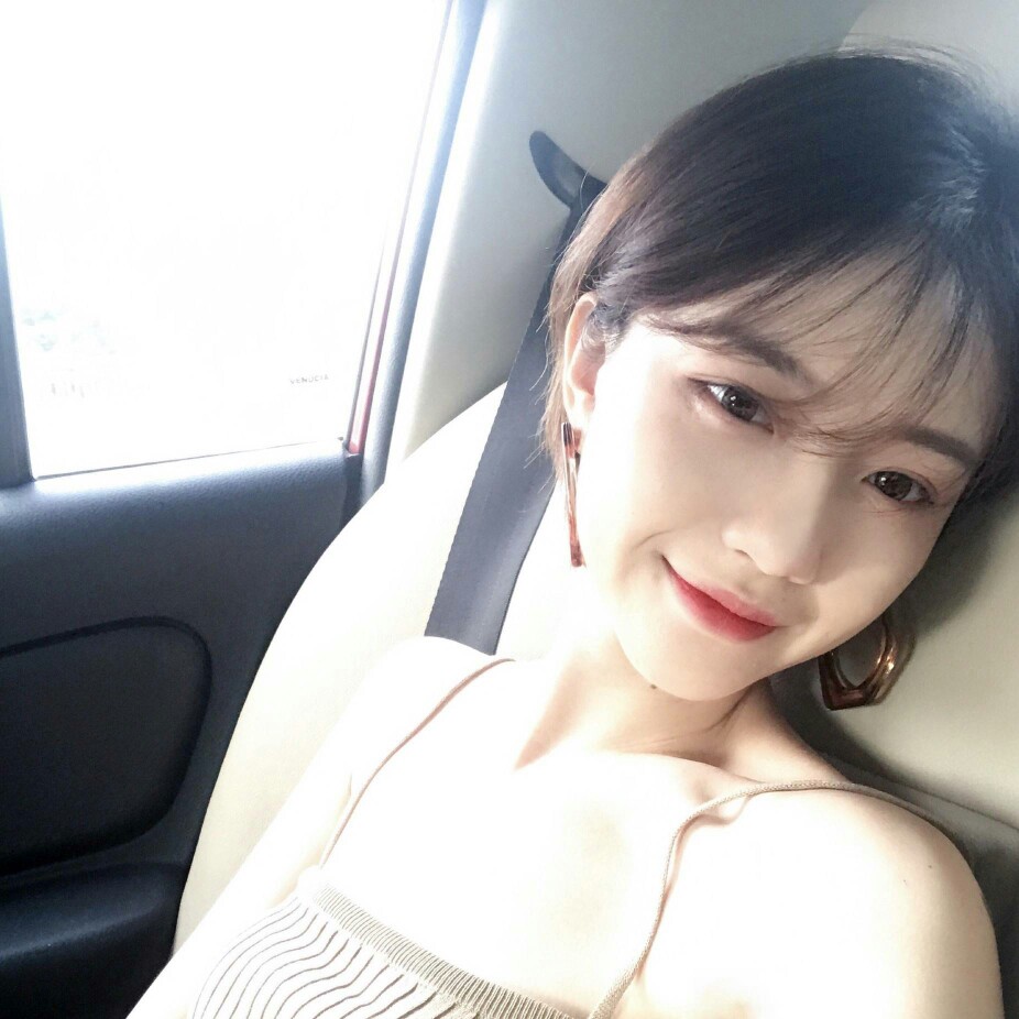 久久精品国产99国产精品最新:qq个性网头像女生最新,久久精品国产与最新国产精品在QQ个性网的女生头像设计