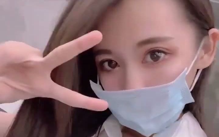 国产va免费精品观看精品:肖若腾最新消息,国产VA免费精品观看精品，探寻肖若腾的最新消息