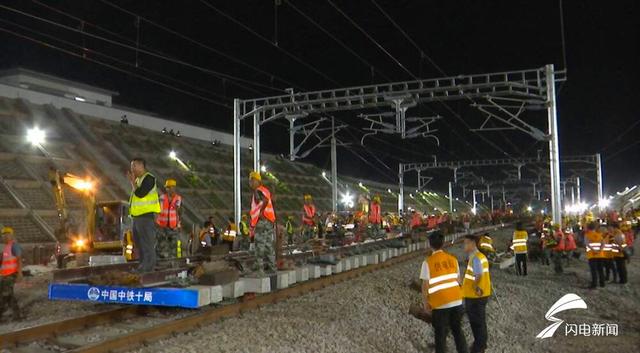 色婷婷综合久久久久中文字幕:邯济铁路最新消息,色婷婷综合久久久久中文字幕与邯济铁路的最新动态