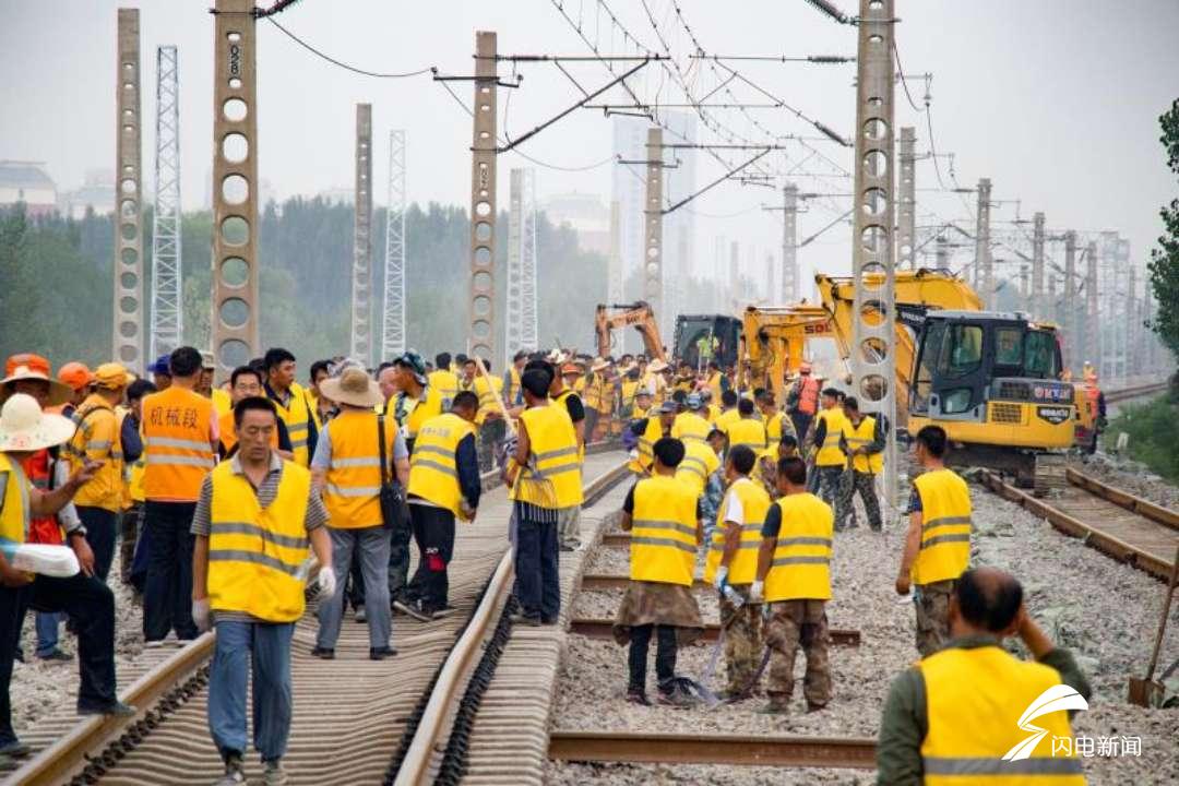 色婷婷综合久久久久中文字幕:邯济铁路最新消息,色婷婷综合久久久久中文字幕与邯济铁路的最新动态 色婷婷综合久久久久中文字幕:邯济铁路最新消息,色婷婷综合久久久久中文字幕与邯济铁路的最新动态