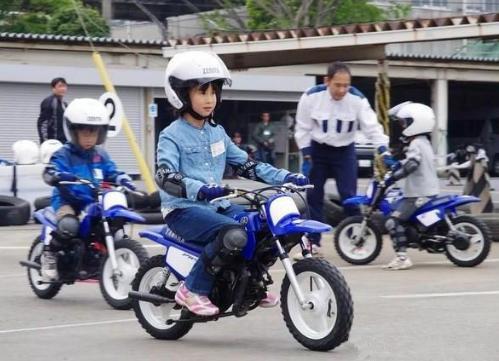 日本一区不卡高清二区视频:丰县电动车厂最新招工,日本一区不卡高清与丰县电动车厂的最新招工动态