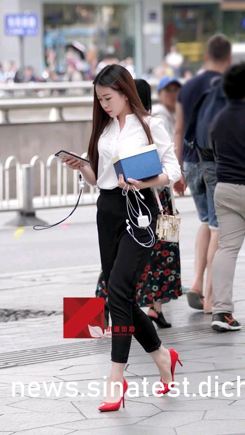 大又大又粗又硬又爽少妇毛片:乌丹房价最新消息,乌丹房价最新消息，探索市场趋势与影响因素