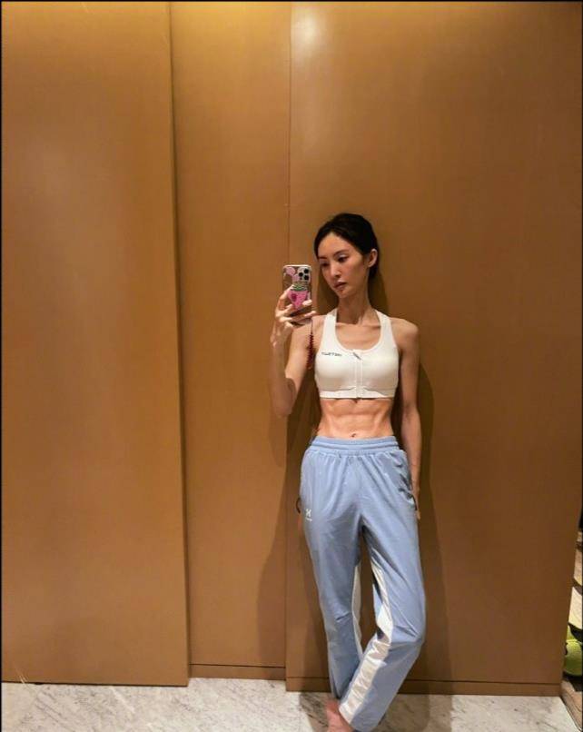 丰满少妇被猛男猛烈进入久久:芭比视频下载app最新版,丰满少妇与猛男的激烈交融,芭比视频app最新版体验分享 丰满少妇被猛男猛烈进入久久:芭比视频下载app最新版,丰满少妇与猛男的激烈交融,芭比视频app最新版体验分享