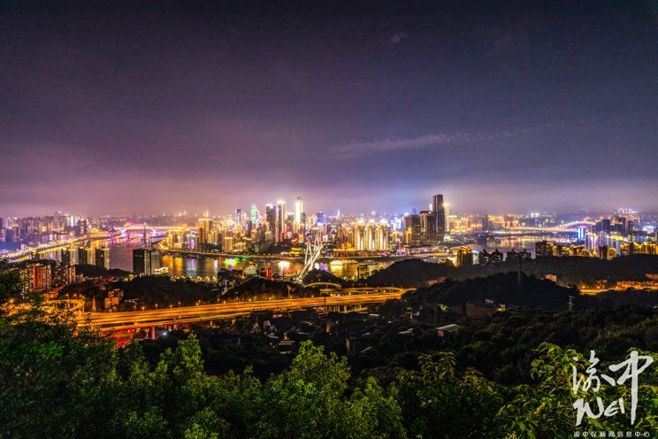 偷国内自拍视频在线观看:南京江宁滨江最新消息,关于南京江宁滨江最新消息与在线观看国内自拍视频的探讨 偷国内自拍视频在线观看:南京江宁滨江最新消息,关于南京江宁滨江最新消息与在线观看国内自拍视频的探讨