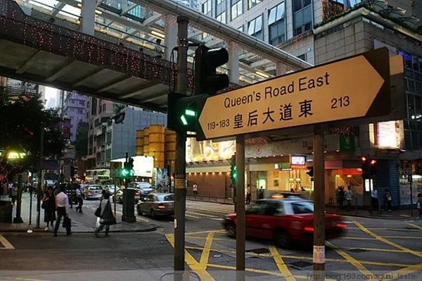 美女高潮喷水被强摸下面动态图:横山最新房屋出租信息,横山最新房屋出租信息与美女高潮喷水被强摸下面动态图，理性看待网络内容与现实生活