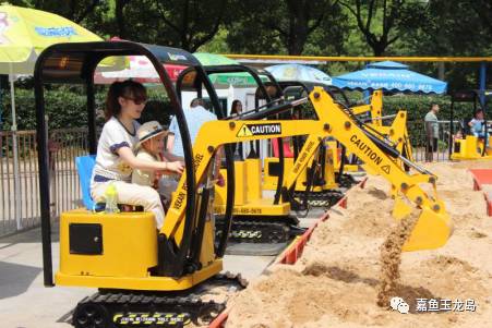 亚洲精品无码乱码成人:挖机租赁合同最新版,最新亚洲精品挖机租赁合同解读，无码乱码成人内容之外的实用指南