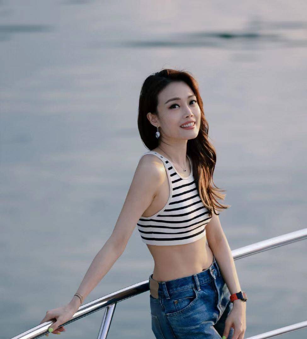 亚洲熟妇少妇任你躁在线观看无码:苹果se2代最新消息,关于亚洲熟妇少妇在线观看无码与苹果se2代最新消息的探索