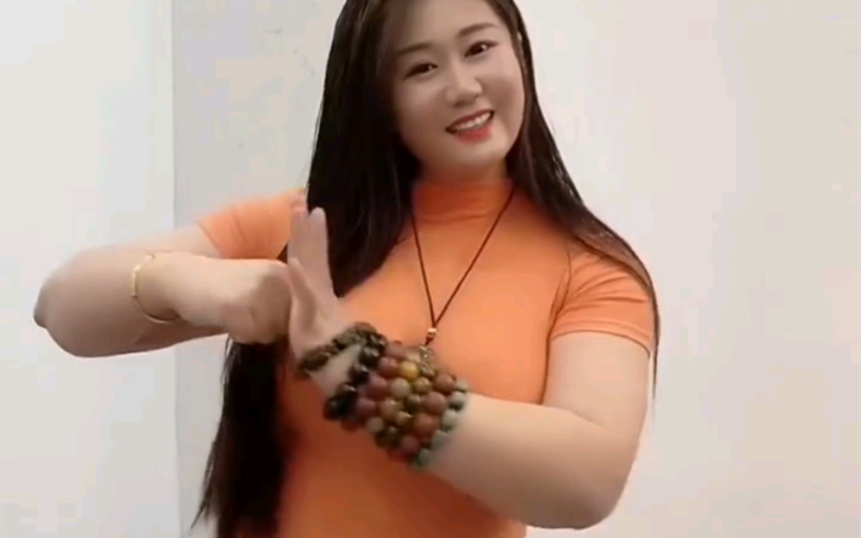 日本熟妇大BBW:最新拜仁套,日本熟妇大BBW与最新拜仁套，探索成熟魅力的交汇点