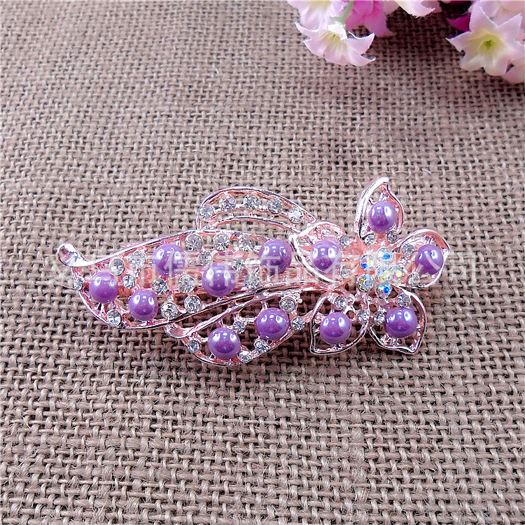 色综合久久婷婷五月:最新发卡,最新发卡风潮与色综合久久婷婷五月的魅力