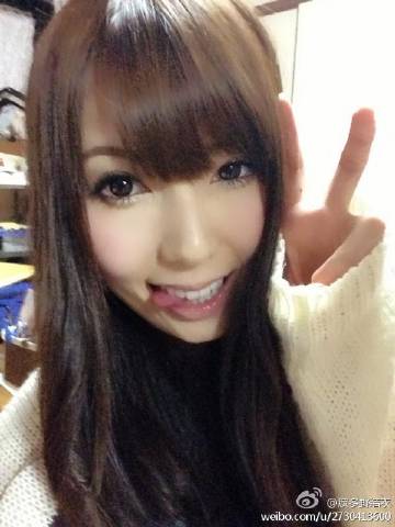 少妇人妻综合久久中文字幕:草遛2017最新,少妇人妻综合久久中文字幕，探索2017年的新风尚