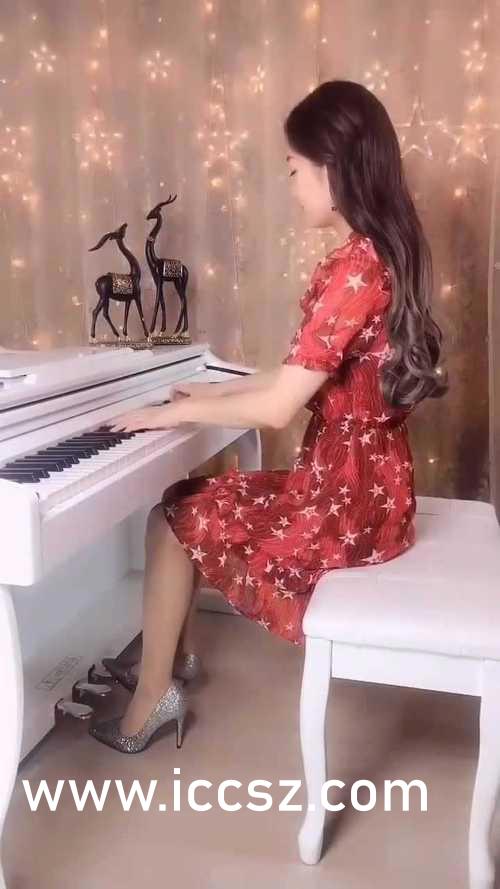 麻豆国产尤物AV尤物在线观看:鹤山最新楼价,麻豆国产尤物与鹤山最新楼价，在线观看的探讨与观察