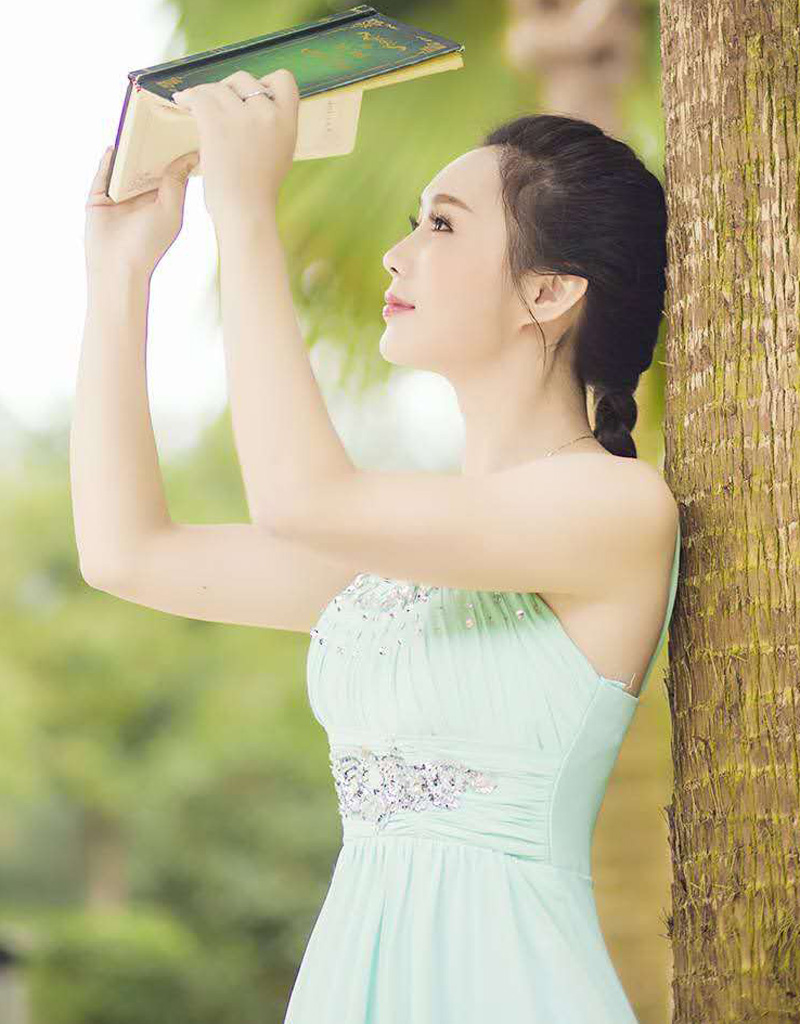 久久婷婷五月综合色区:守望都市最新,久久婷婷五月综合色区，守望都市的最新风情与魅力